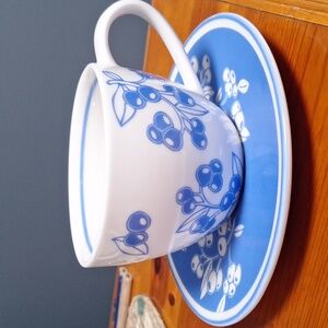 Blueberry Motif Starbucks Cup & Saucer 2007 Tea or Coffee Collectible 13 ounces